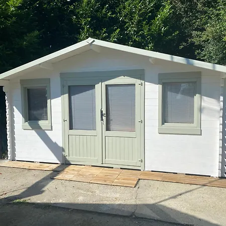 Holiday home Belle Longere Avec Piscine Chauffe & Billard Maison Entiere