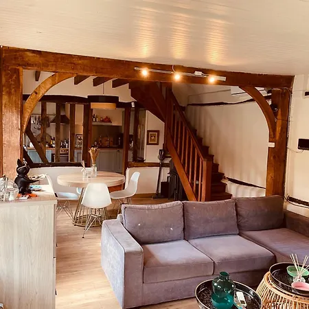 Beautiful Normandy Longere, Billiards, Heated Pool Le Mesnil-Saint-Jean